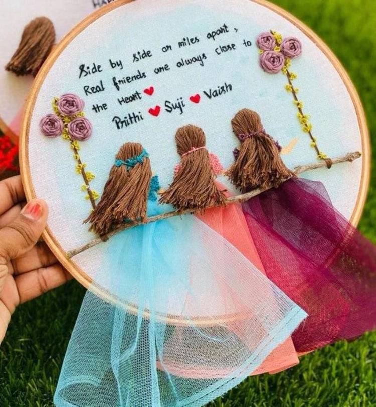 Personalized Hoop frame  (Three girls)